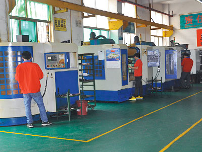 電腦鑼區(qū)_深圳注塑加工_深圳塑膠模具